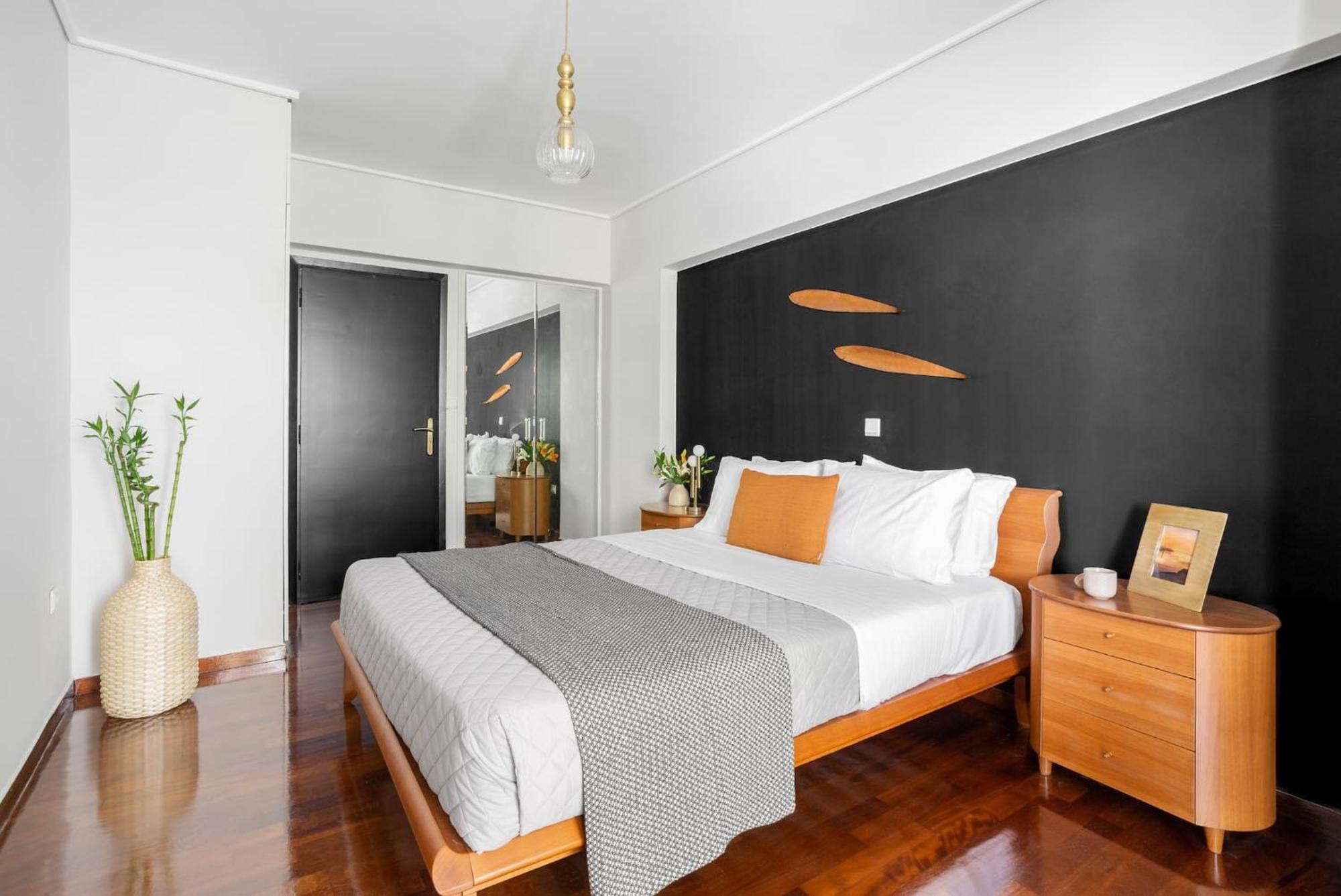 Fresh Detailed Stylish Apartment At Acropolis Atene Esterno foto