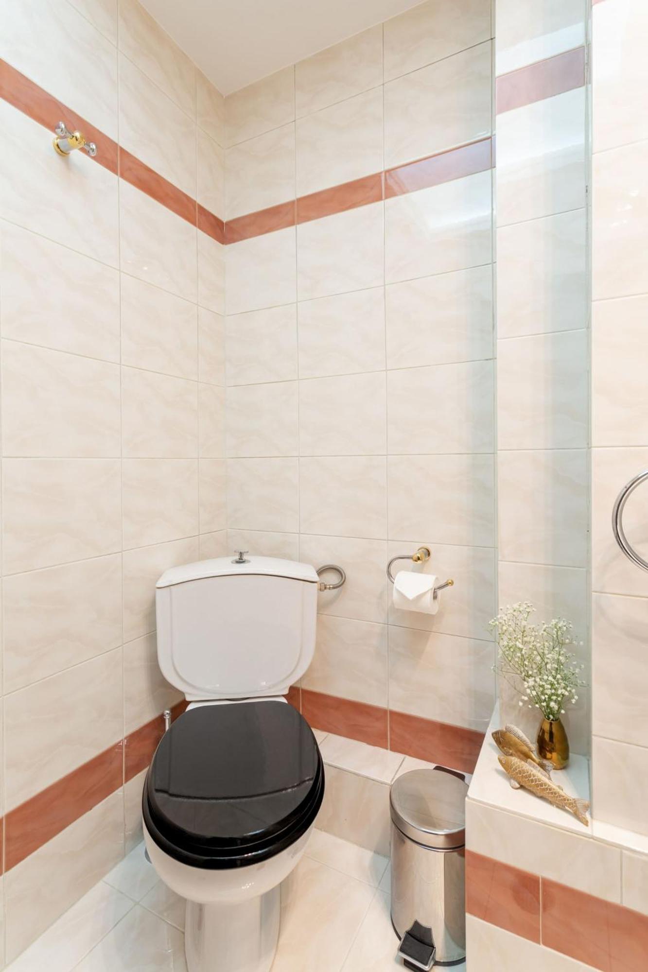 Fresh Detailed Stylish Apartment At Acropolis Atene Esterno foto