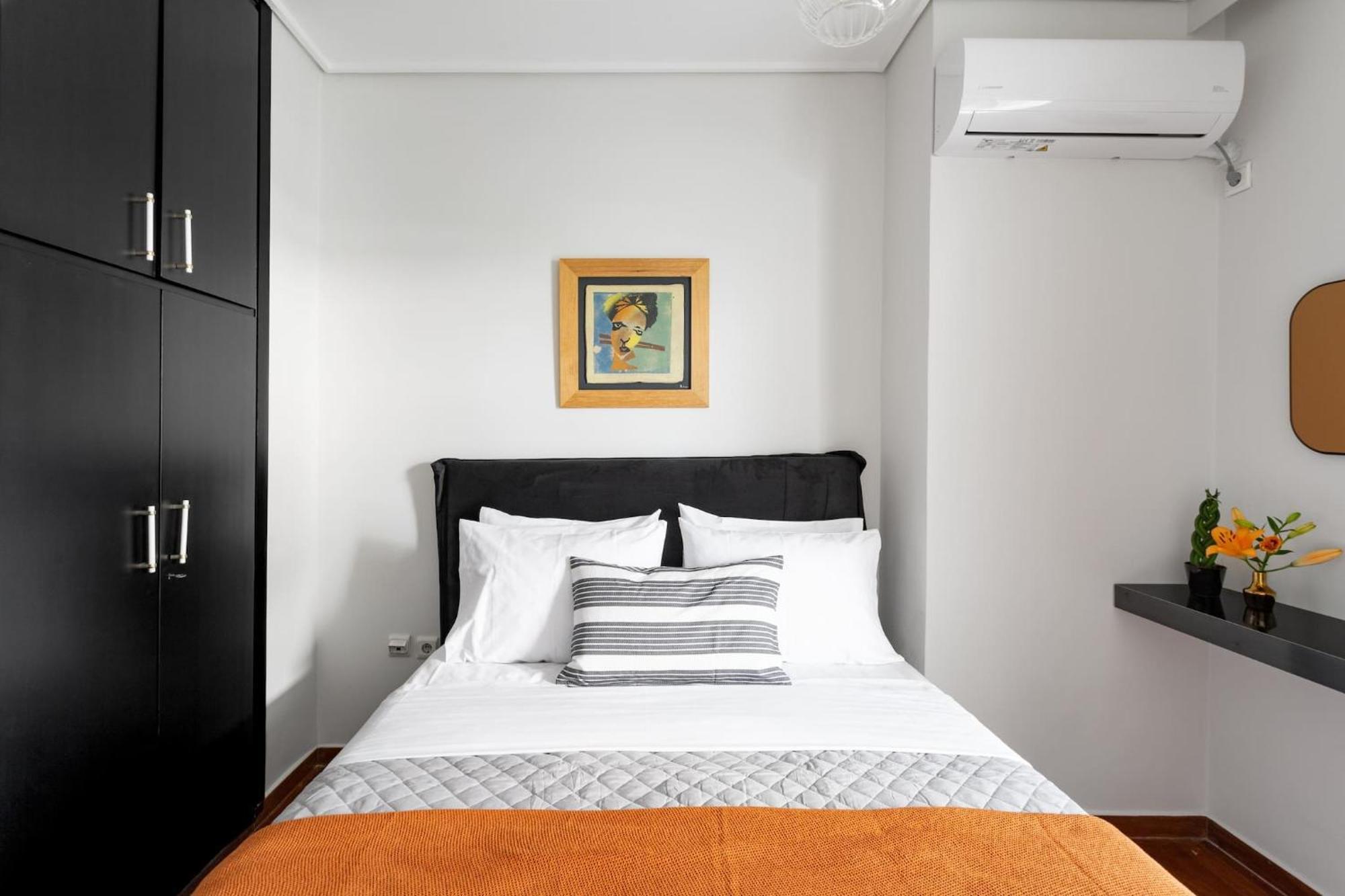 Fresh Detailed Stylish Apartment At Acropolis Atene Esterno foto